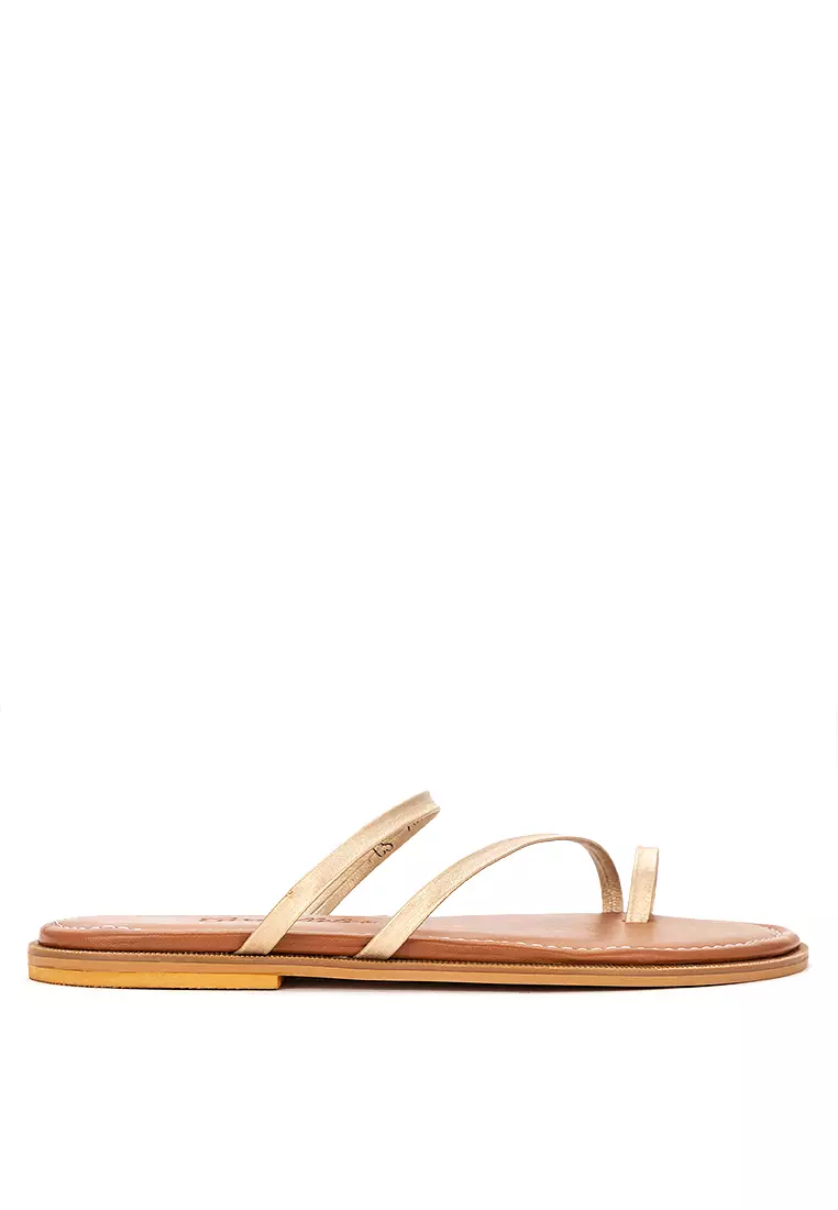 Toe Ring Strappy Flat Sandals