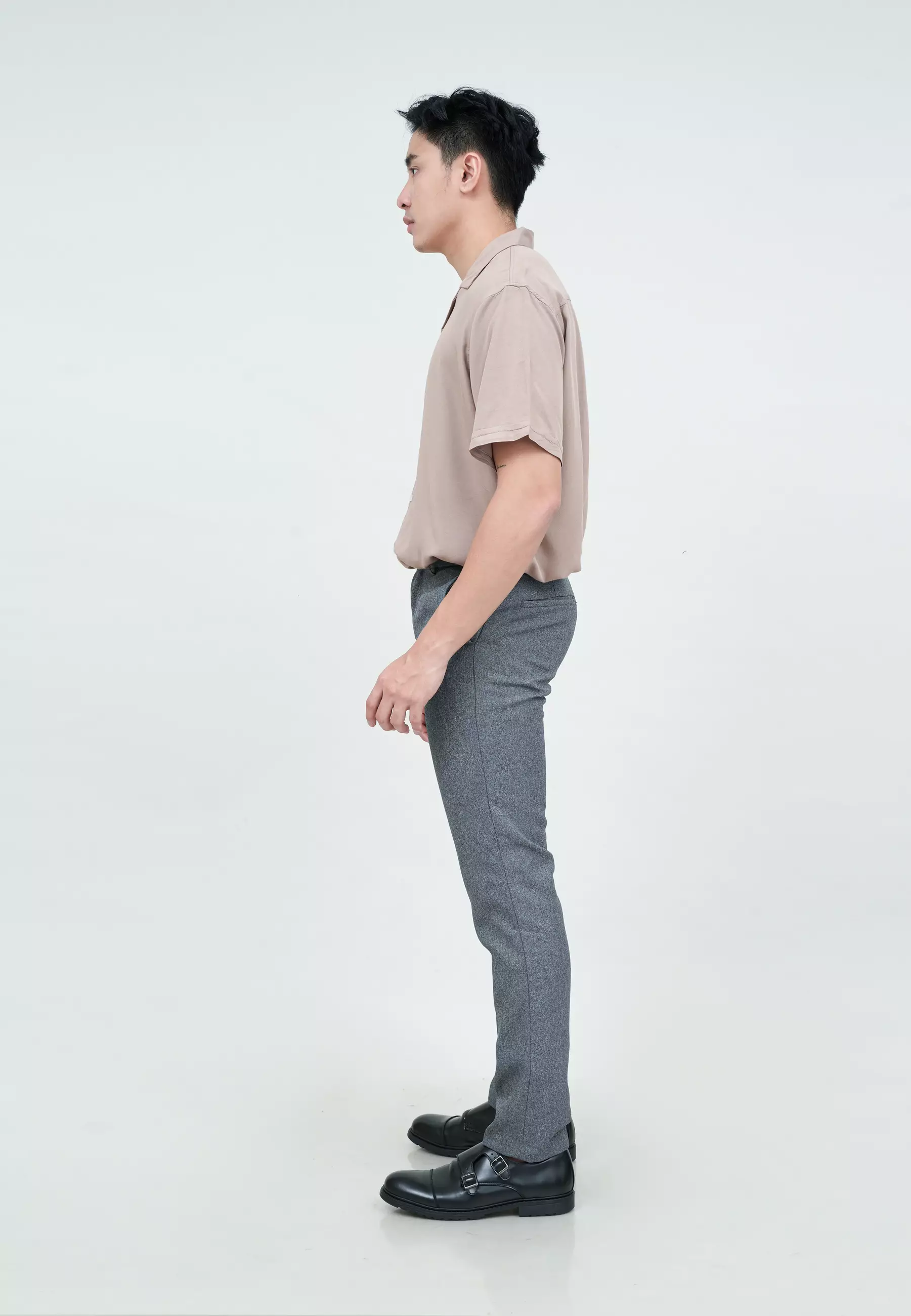 Houseofcuff Kemeja Bowling Lengan Pendek Rayon Shirt Krem