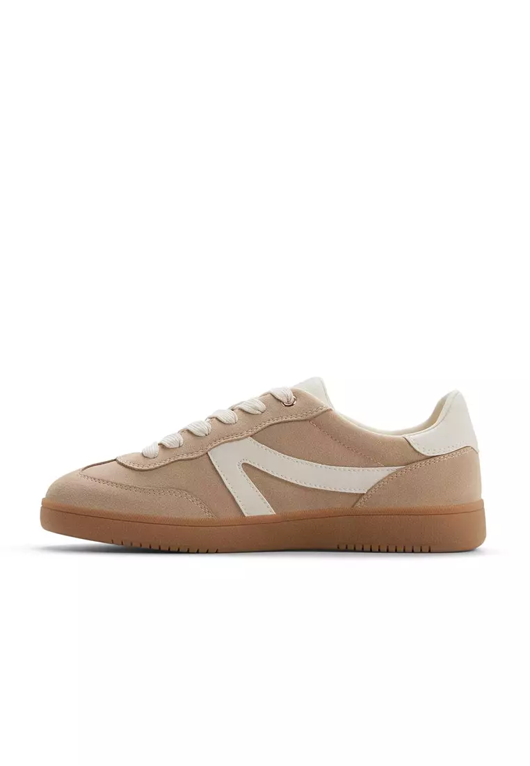 Solae Low-Top Sneakers