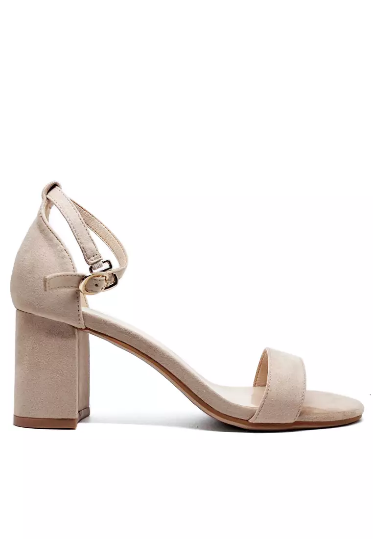 ankle strap heel shoes