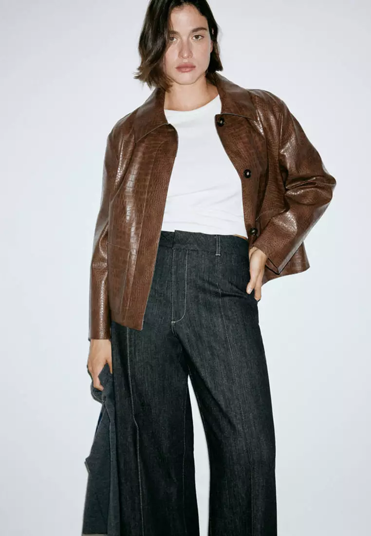 High-Waisted Wide Leg Jeans With Stitching