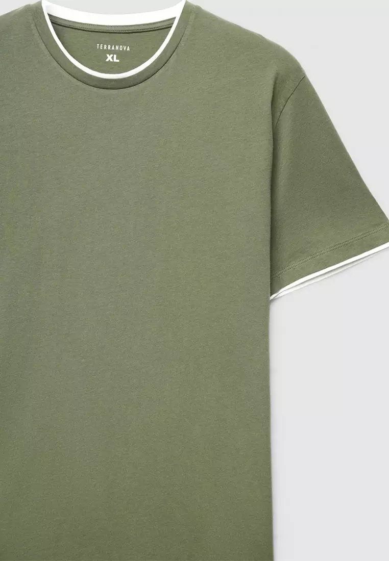 Man Short-Sleeved T-Shirt