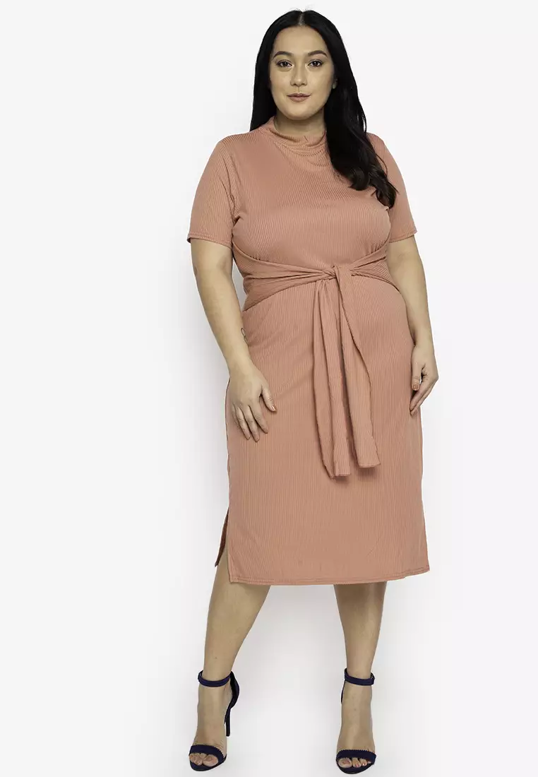 Curvey Plus Size Women's Dresses Online