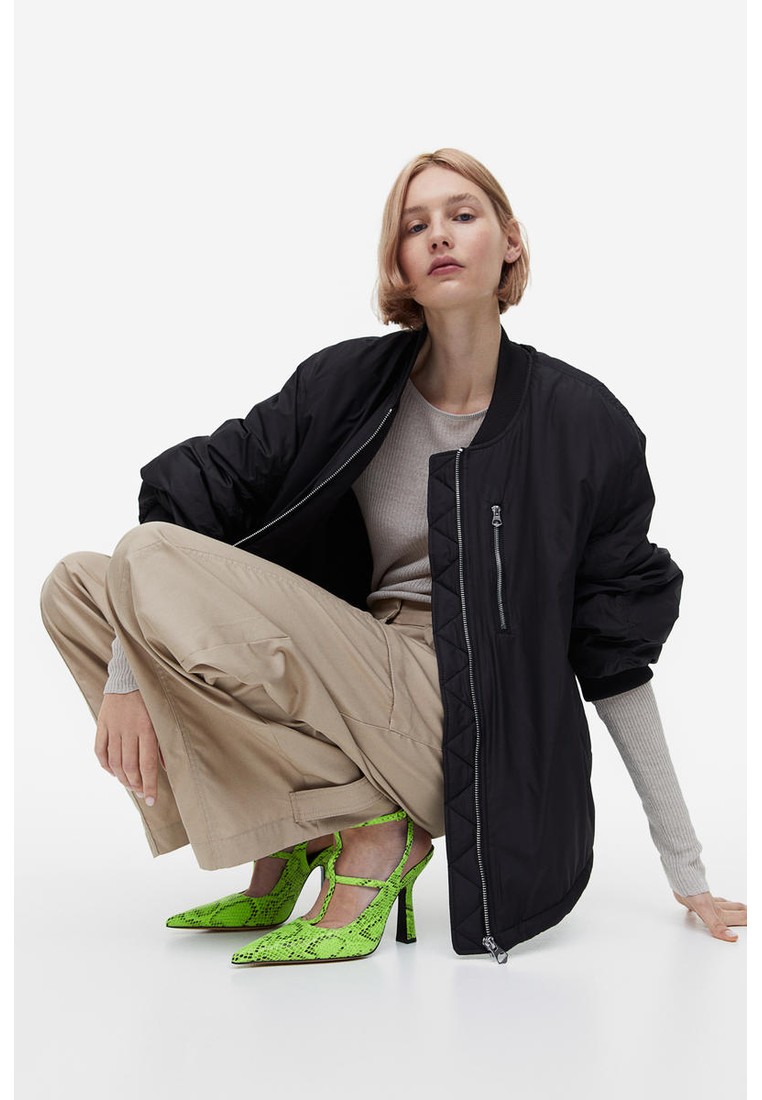 Snakeskin-patterned court shoes