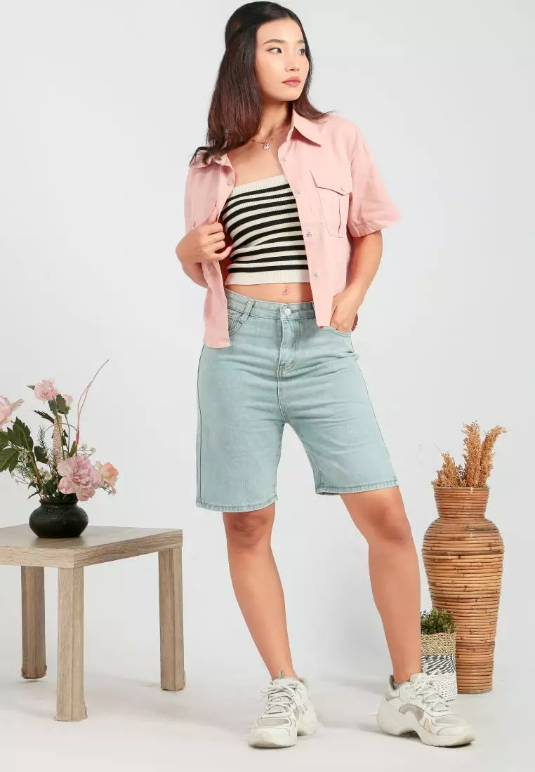 Jade Biker Short Jeans in Light Blue