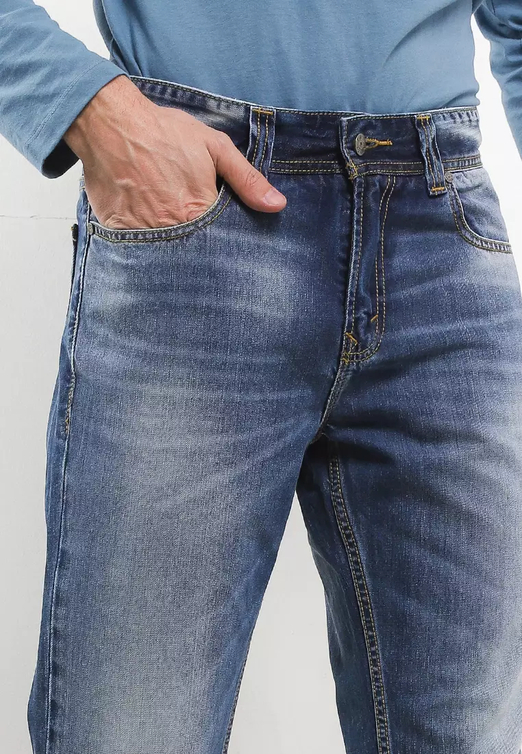 Basic Straight Fit Denim Pants BFS2301D