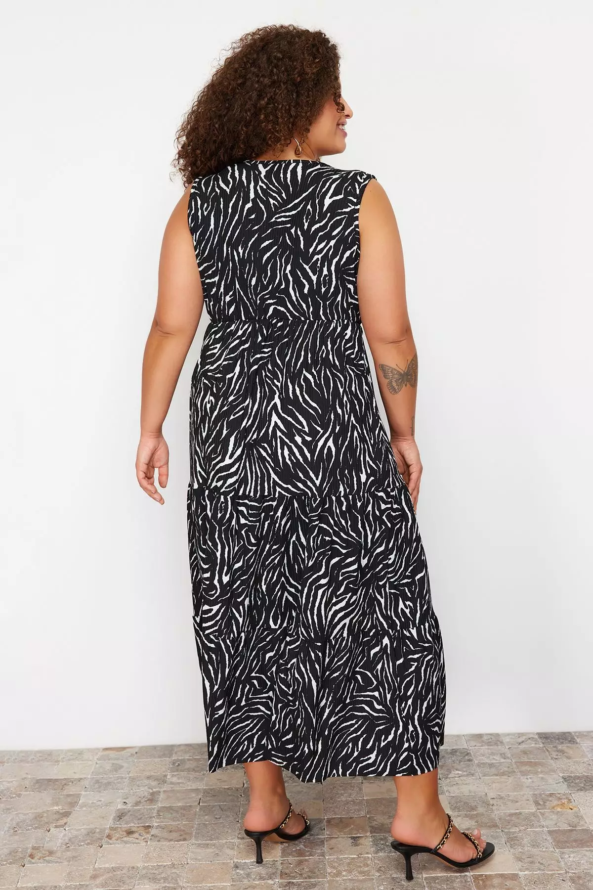 Plus Size V-Neck Knit Dress