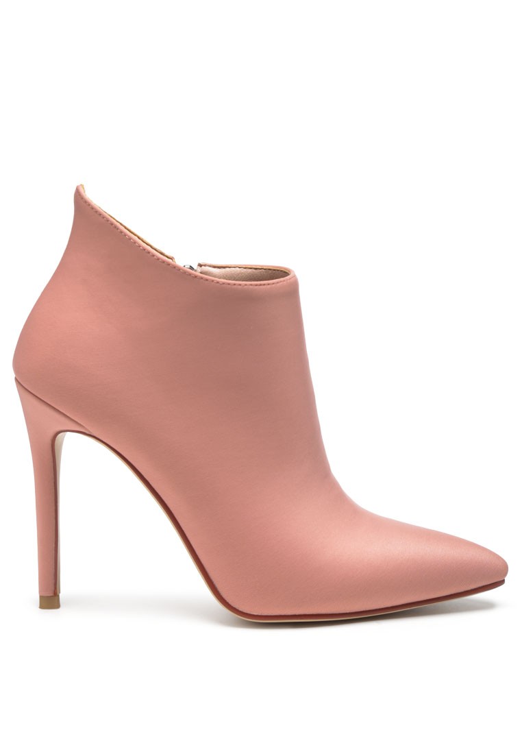 MELBA Pointed Toe Stiletto Boots in Nude