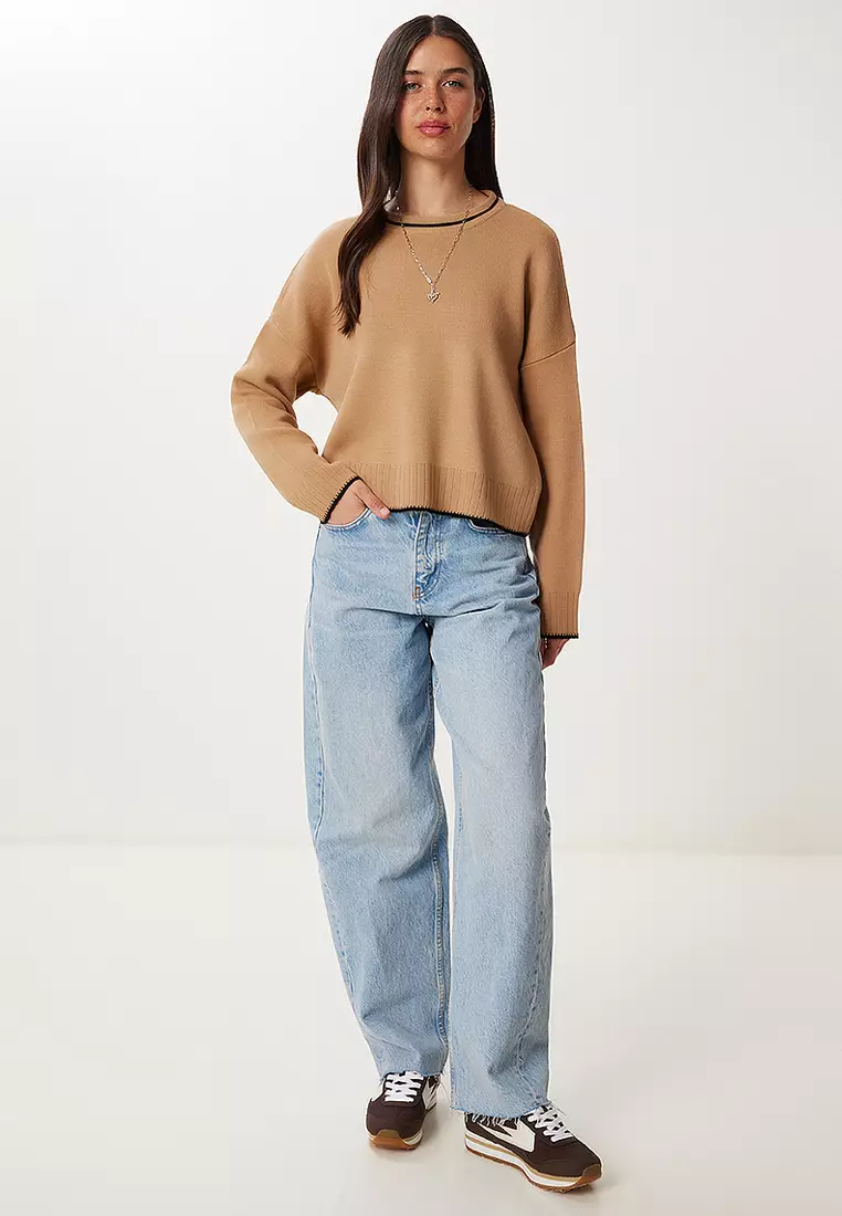 Crew Neck Trim Knit Sweater