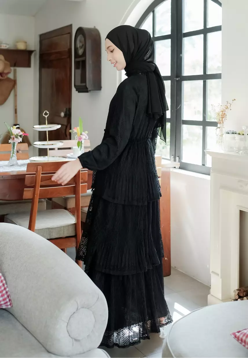 Aura Dress - Jet Black