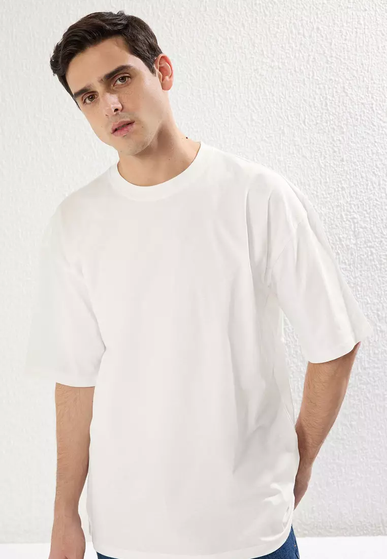 Ecru Oversize/Wide Cut Animal Printed Back 100% Cotton T-Shirt TMNSS25TS00117