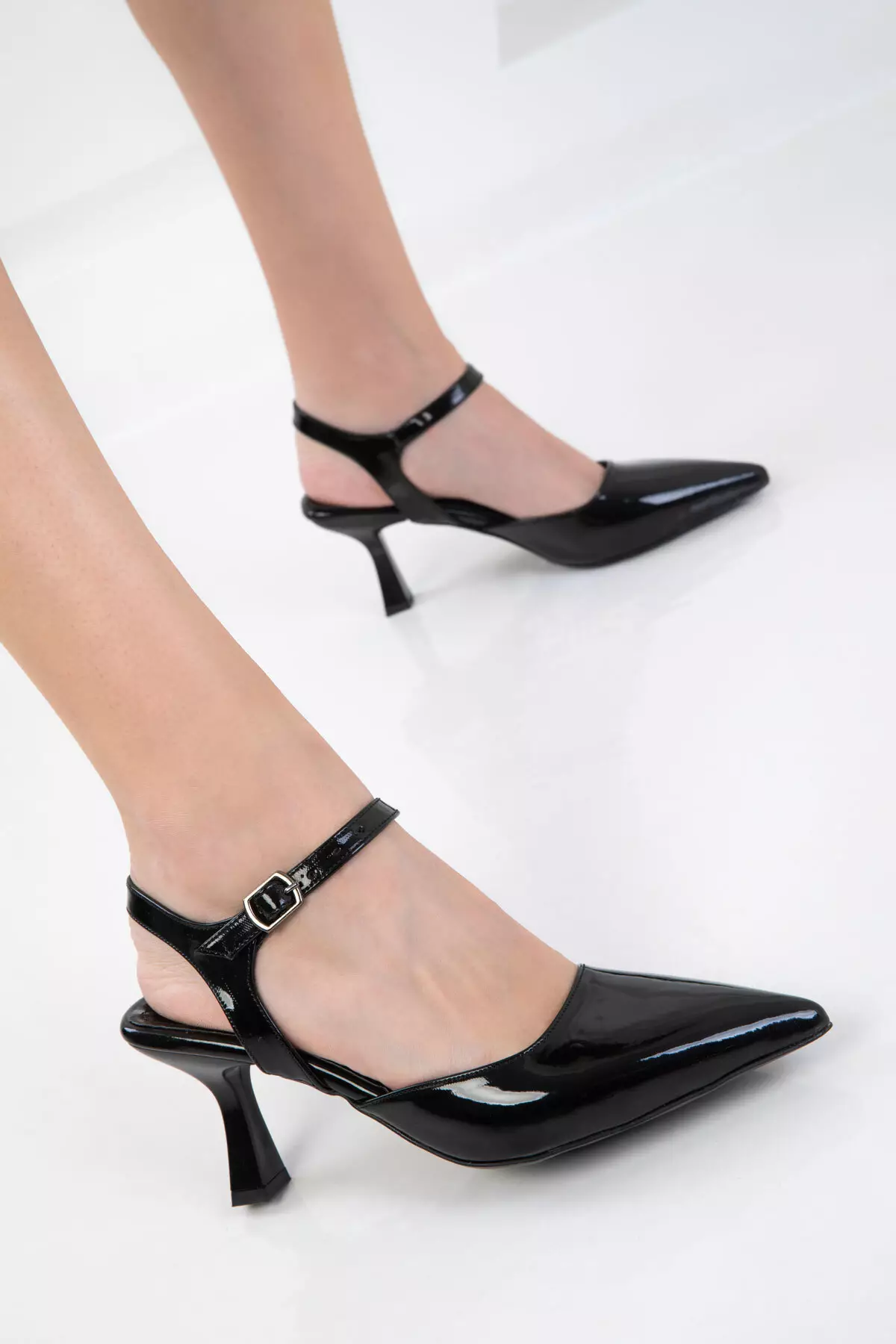 Black Patent Leather Women's Classic Heeled Shoes 20644