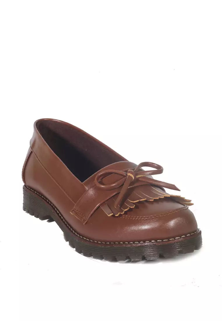Victoria Brown Pantofel Shoes