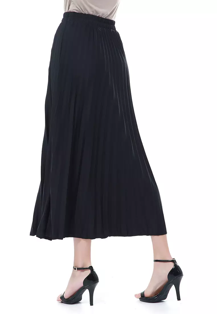 Nashywa Rok Bawahan Muslimah Wanita Regular Fit Premium Quality - Hitam