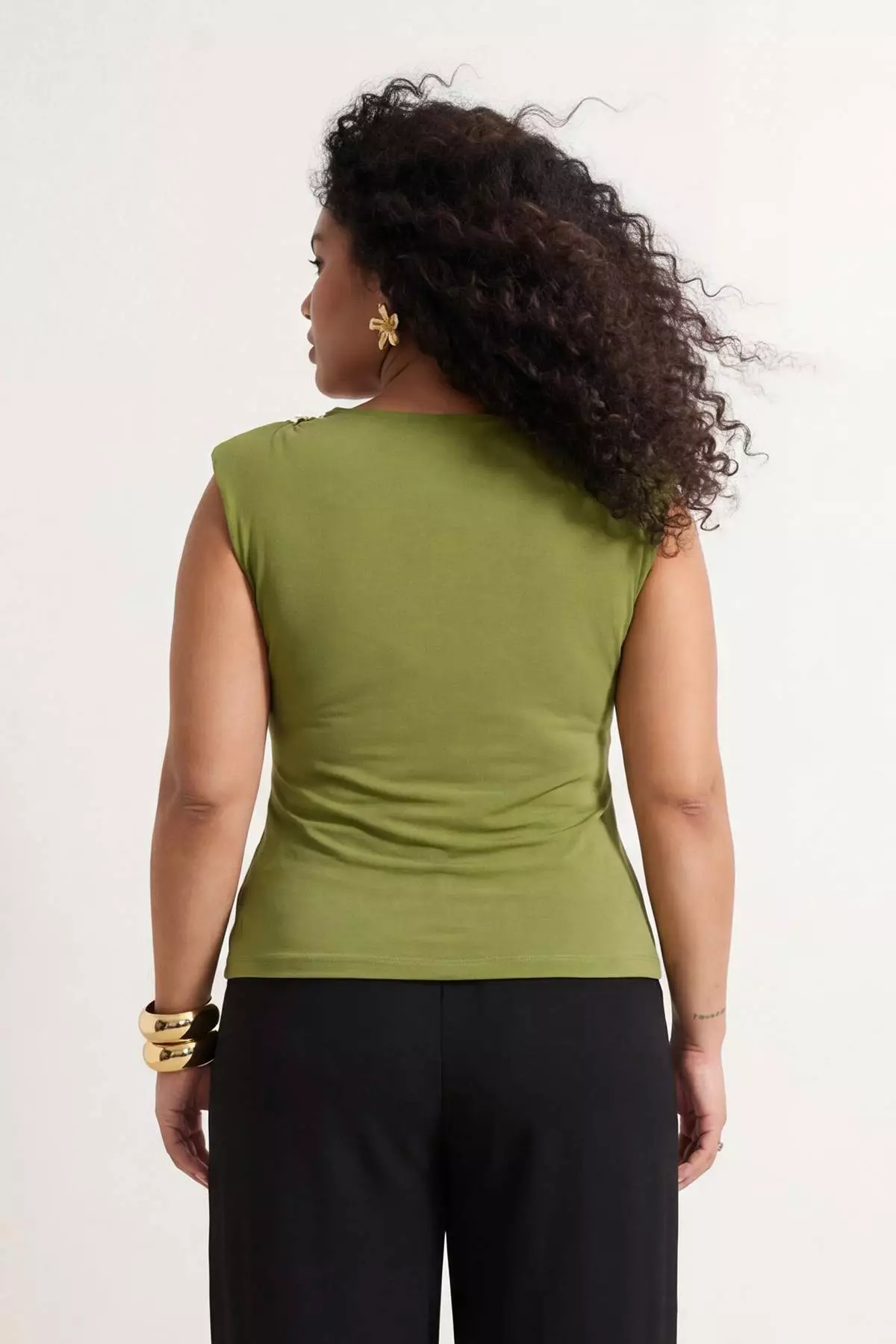 Oil Green Accessory And Collar Detailed Knitted Plus Size Blouse Tbbss26Af00051