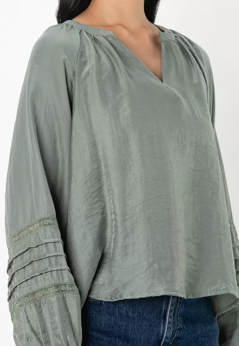 Sully Long Sleeve Lace Top