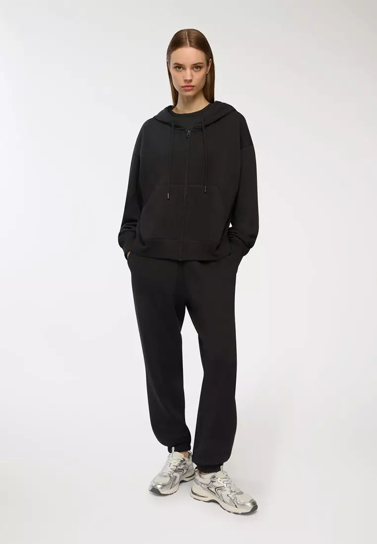 Woman Full-Length Gym Pants