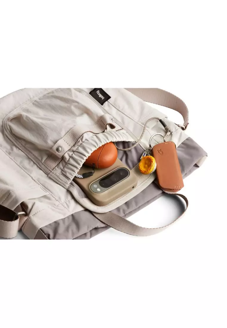Bellroy Cinch Bucket Bag - Oat