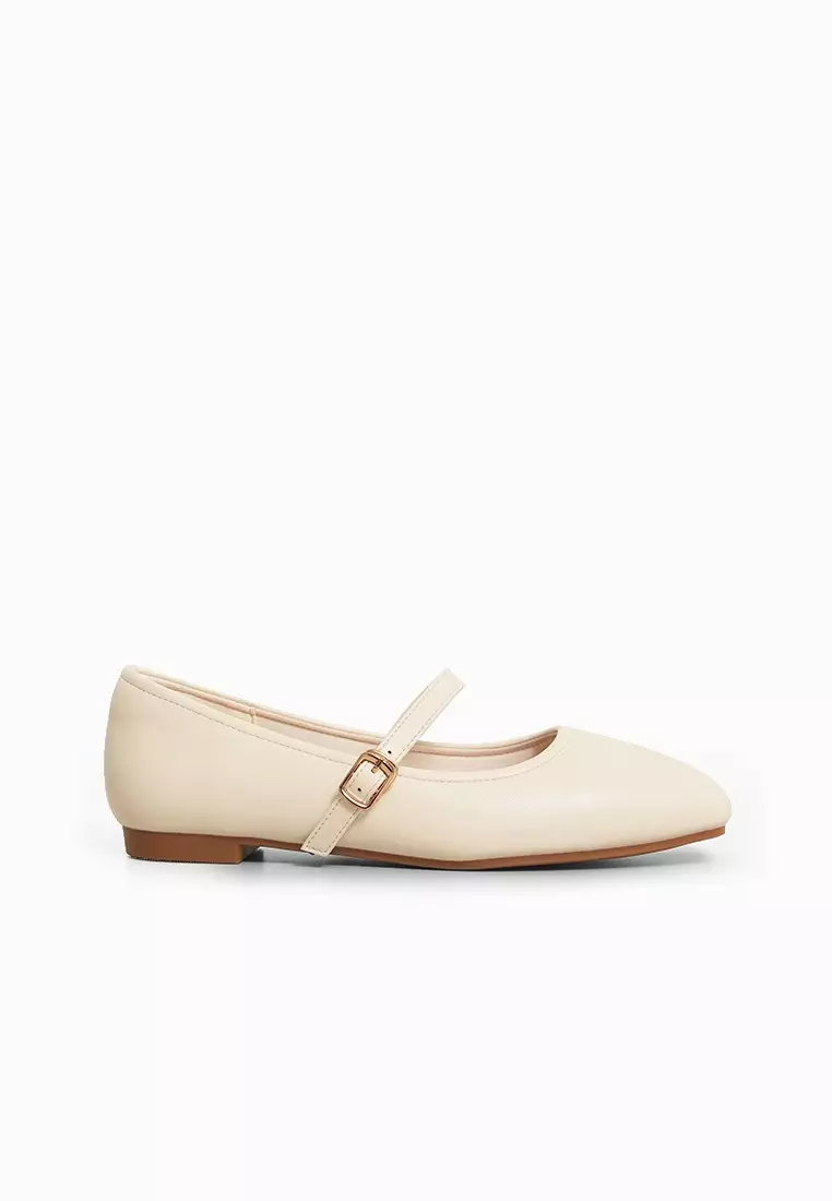 Discount on CLN  shoes - SKU: Vexy Mary Janes
