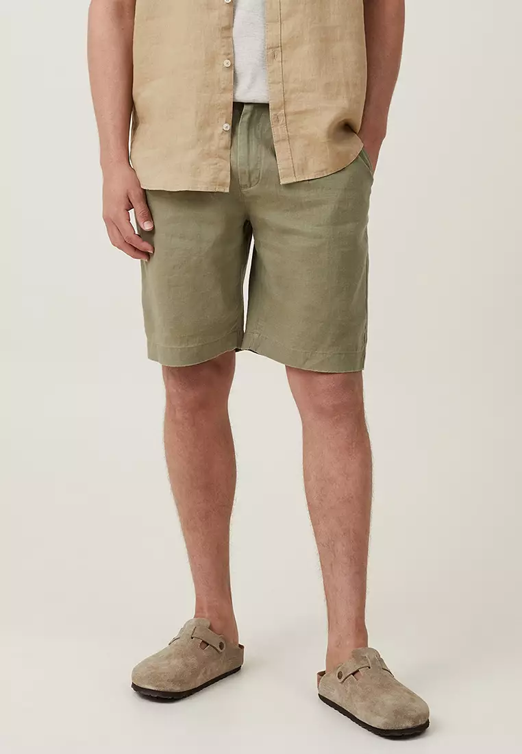 Linen Pleat Shorts