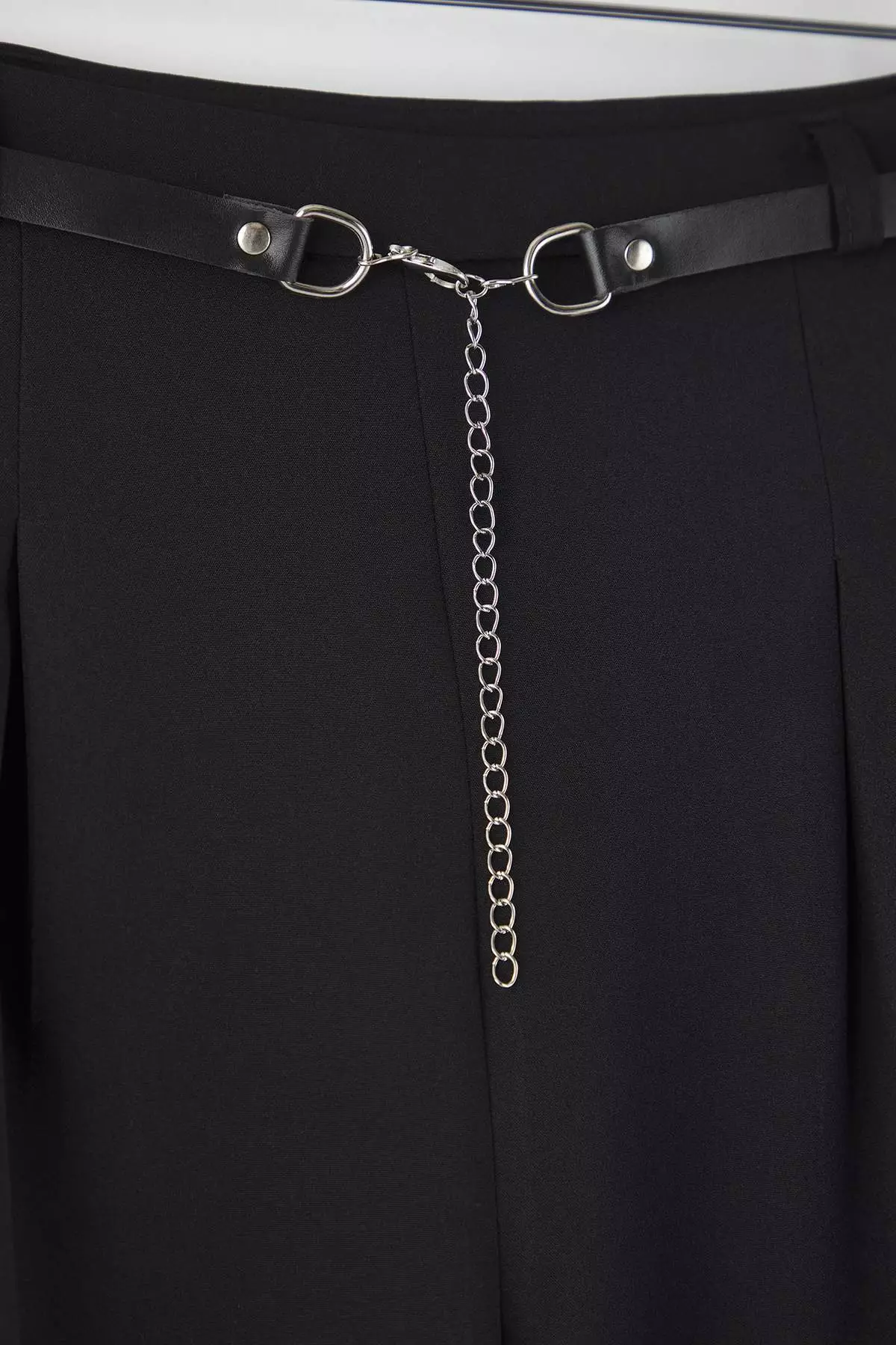 Black Wide Leg Accessory Detailed Capri Plus Size Shorts & Bermuda