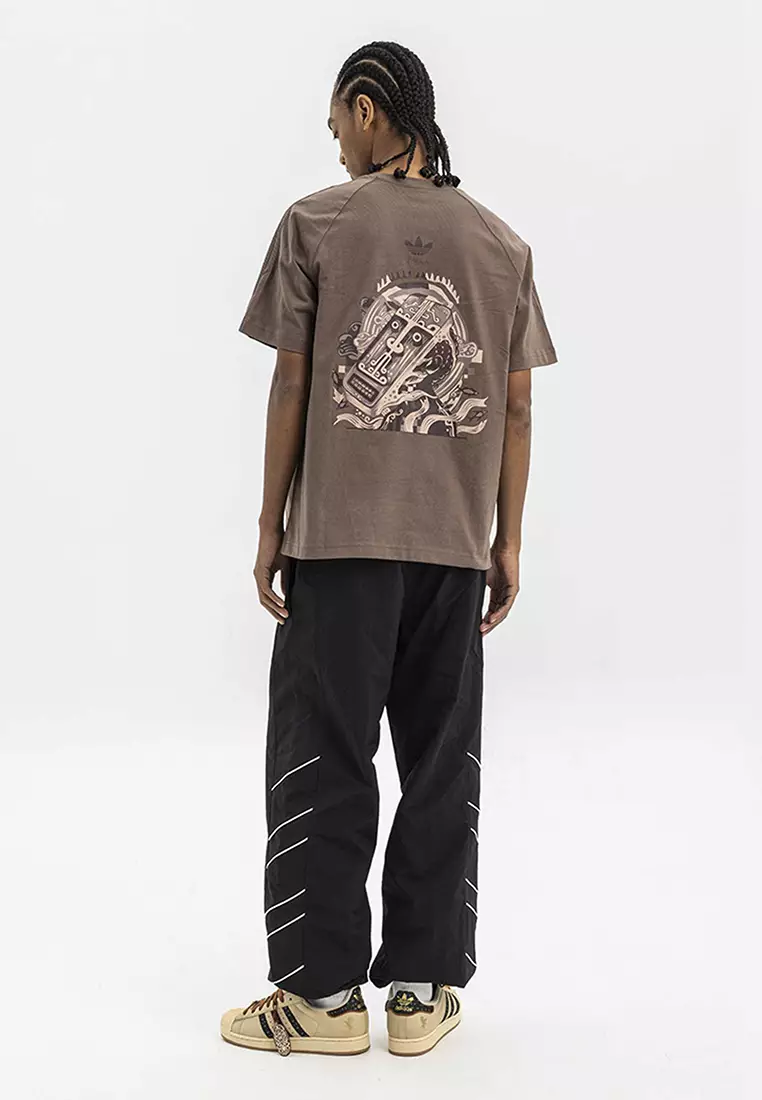 Papua' Graphic Tee