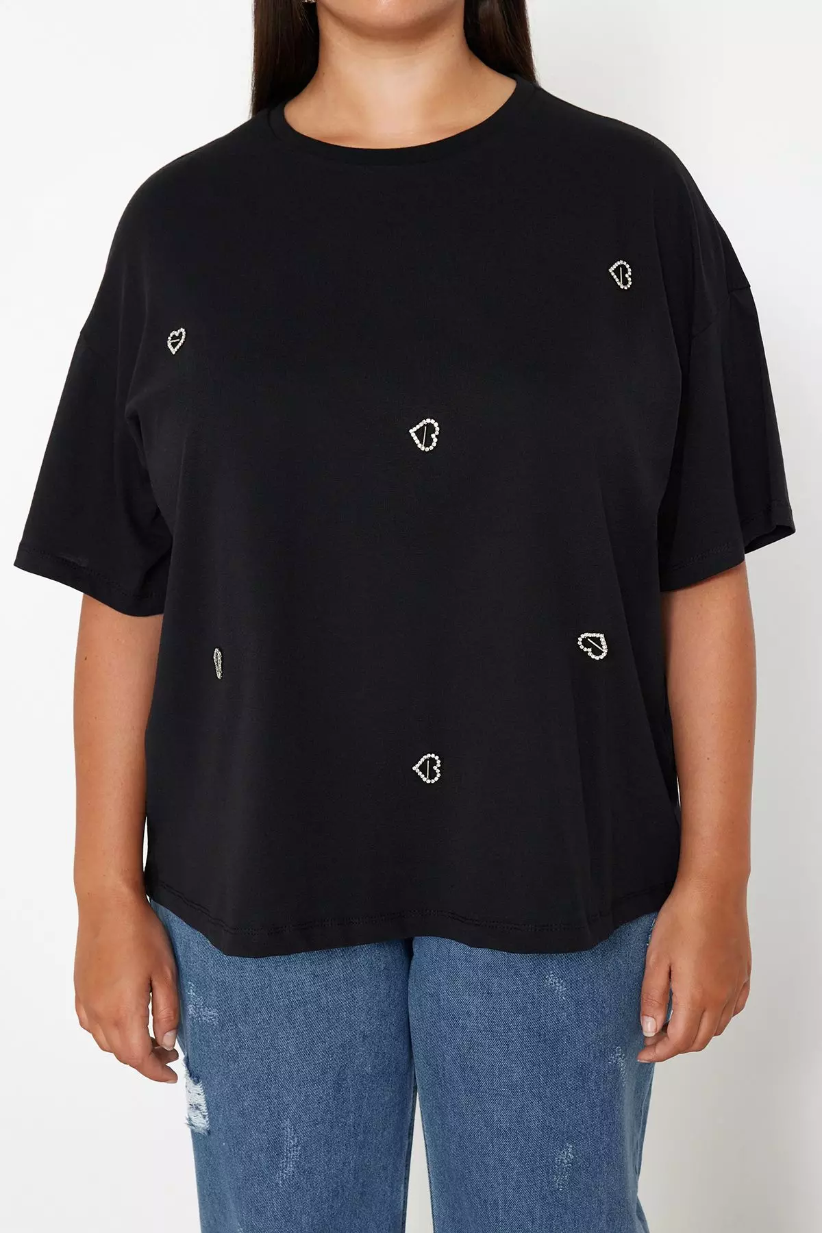 Plus Size Cotton Heart Accessory Oversized T-Shirt