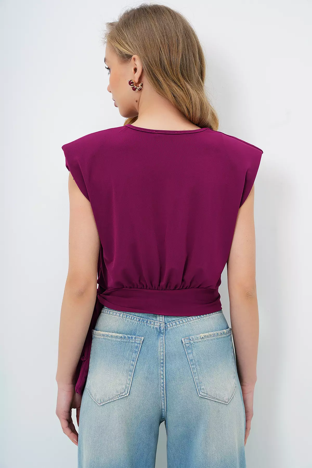 Women's Plum Crew Neck Padded Waist Tie Detail Sandy Blouse Alc-X13493