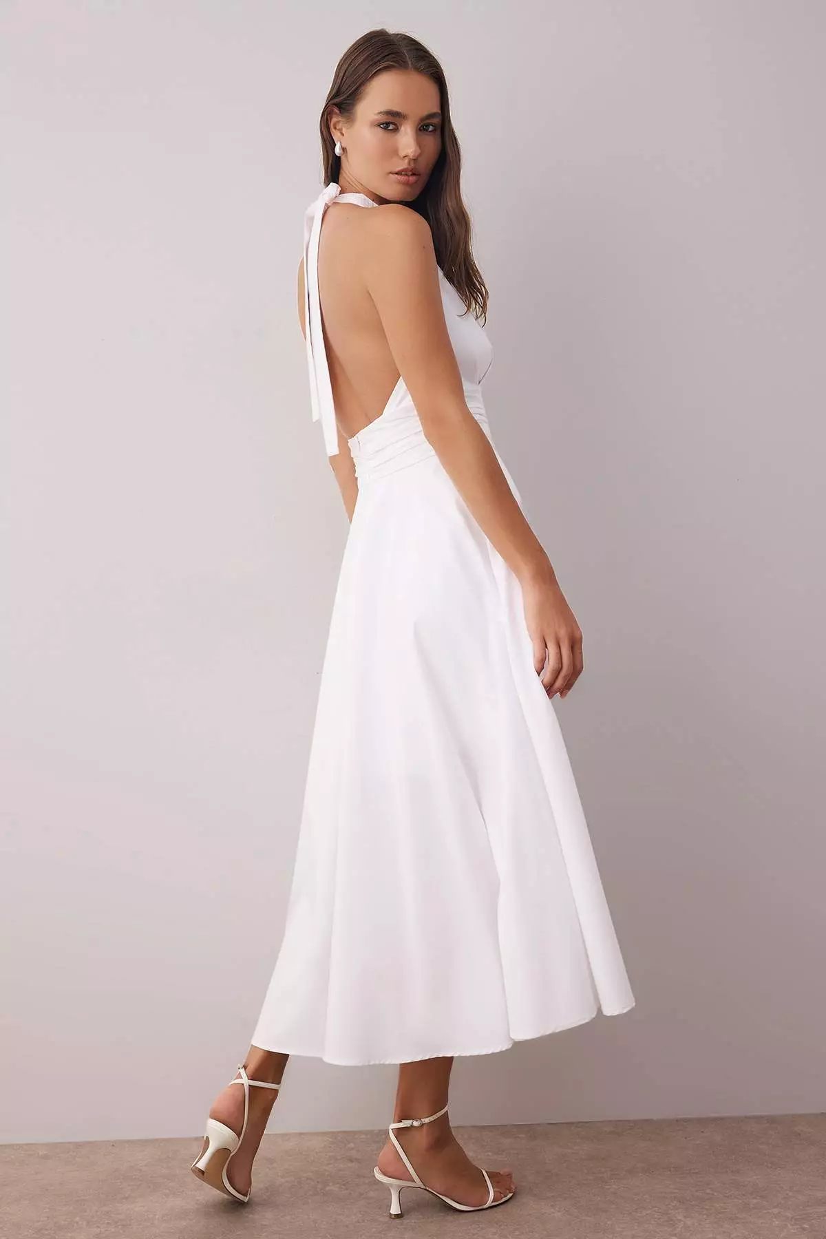White Low-Cut Halter Neck Poplin Lined Woven Dress