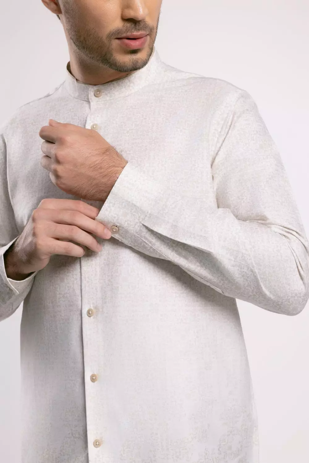 MOC x Habib Jafar Kemeja Shanghai Lengan Panjang Pria Faiz - Beige