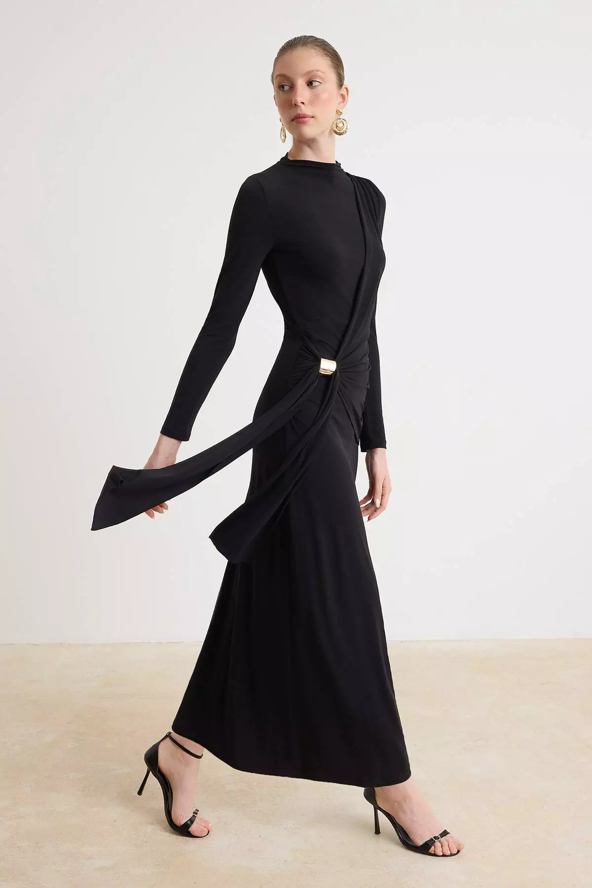 Black Unlined Plain Knitted Buckle Detailed Sandy Hijab Dress Tctss26Eb00058