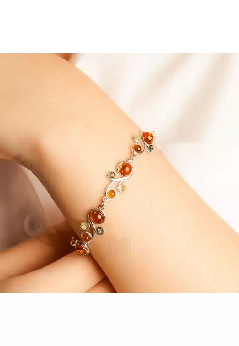 Multifaceted Baltic Amber Curvaceous Silver Bracelet with 925 Sterling Silver