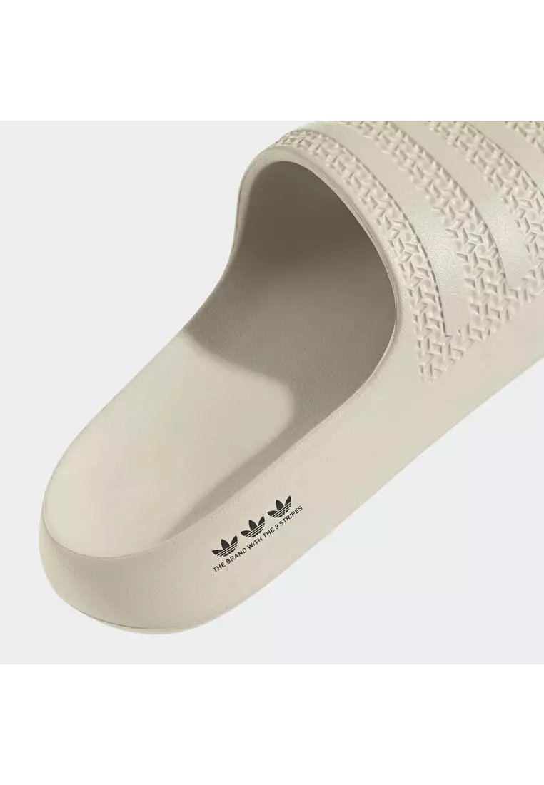 adilette ayoon slides