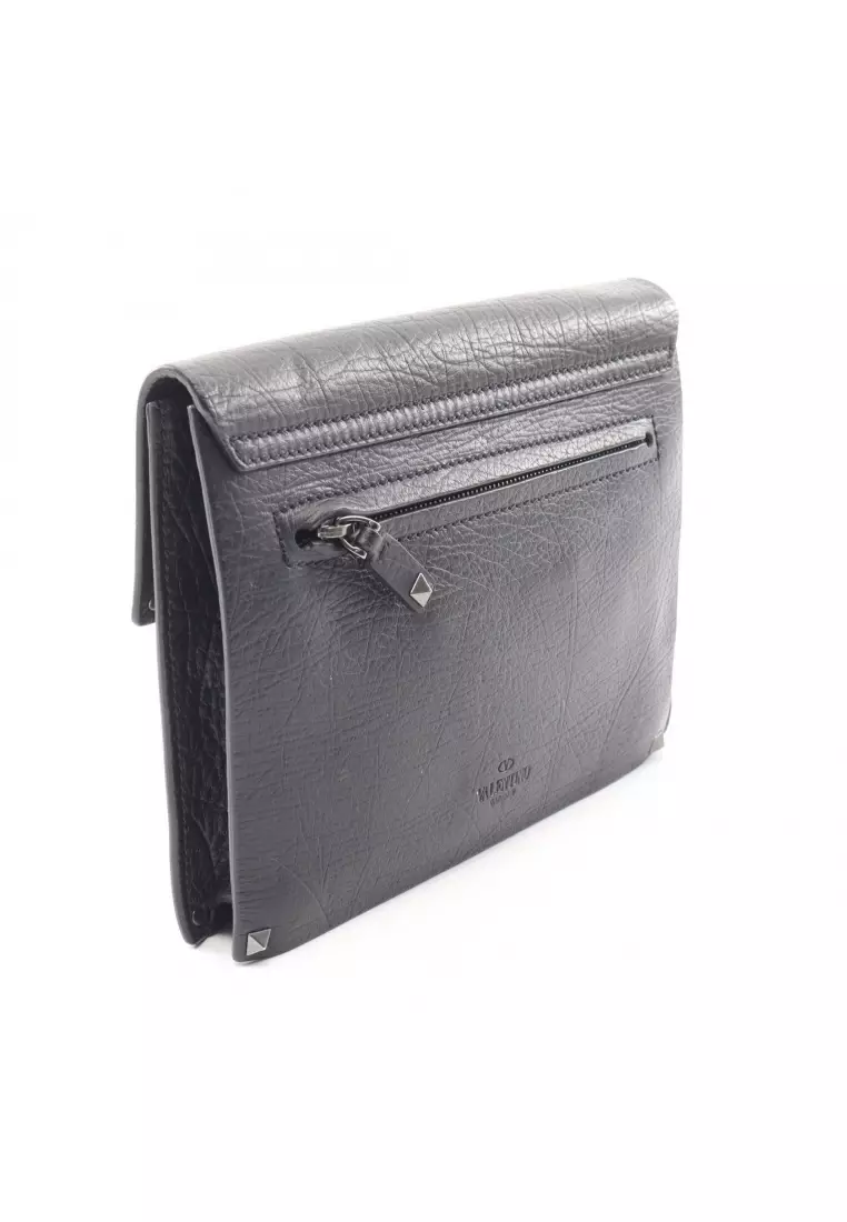 Pre-Loved Valentino Rockstud Clutch bag second bag leather black
