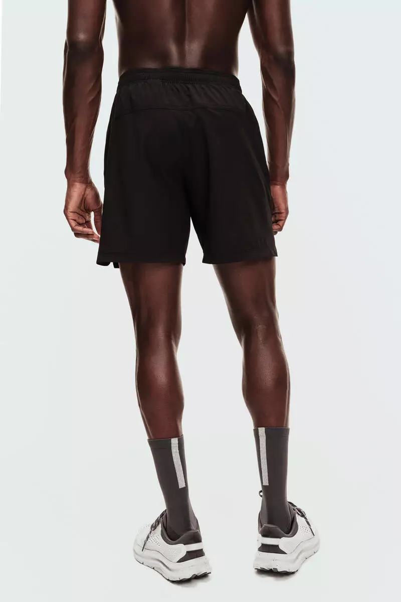 Sports shorts with DryMove™
