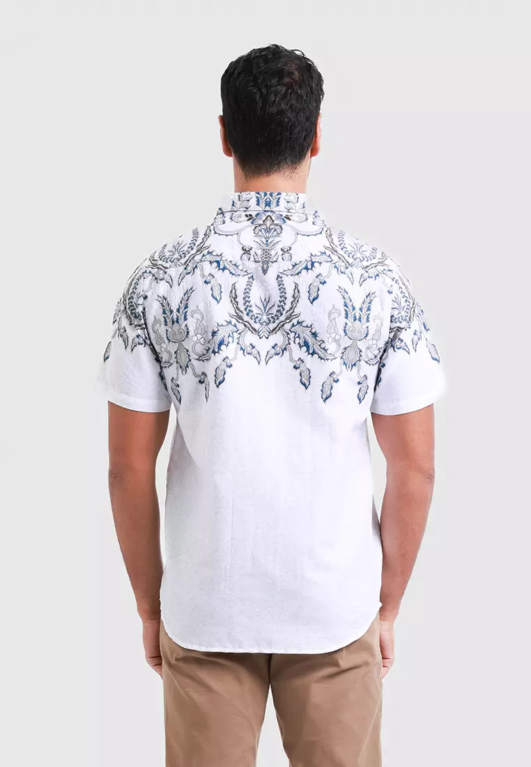 MOC Kemeja Batik Lengan Pendek Pria Cendagah - White