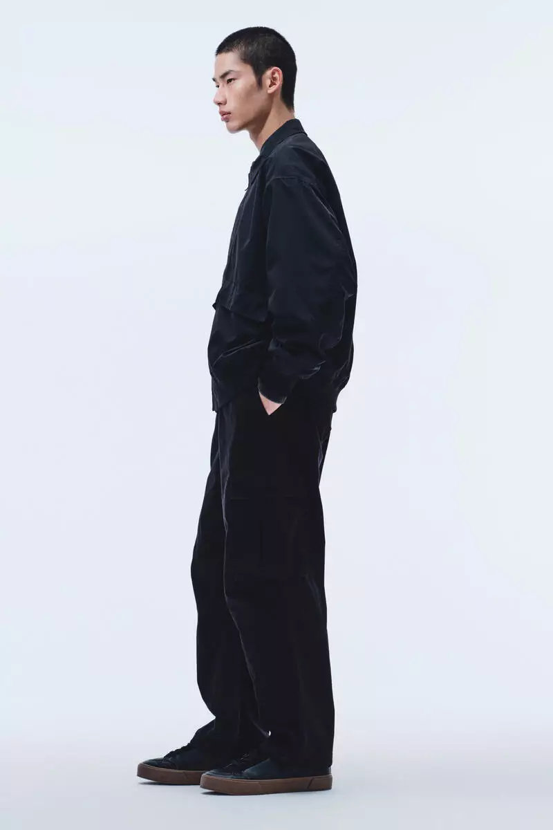 Loose Fit Cotton cargo trousers