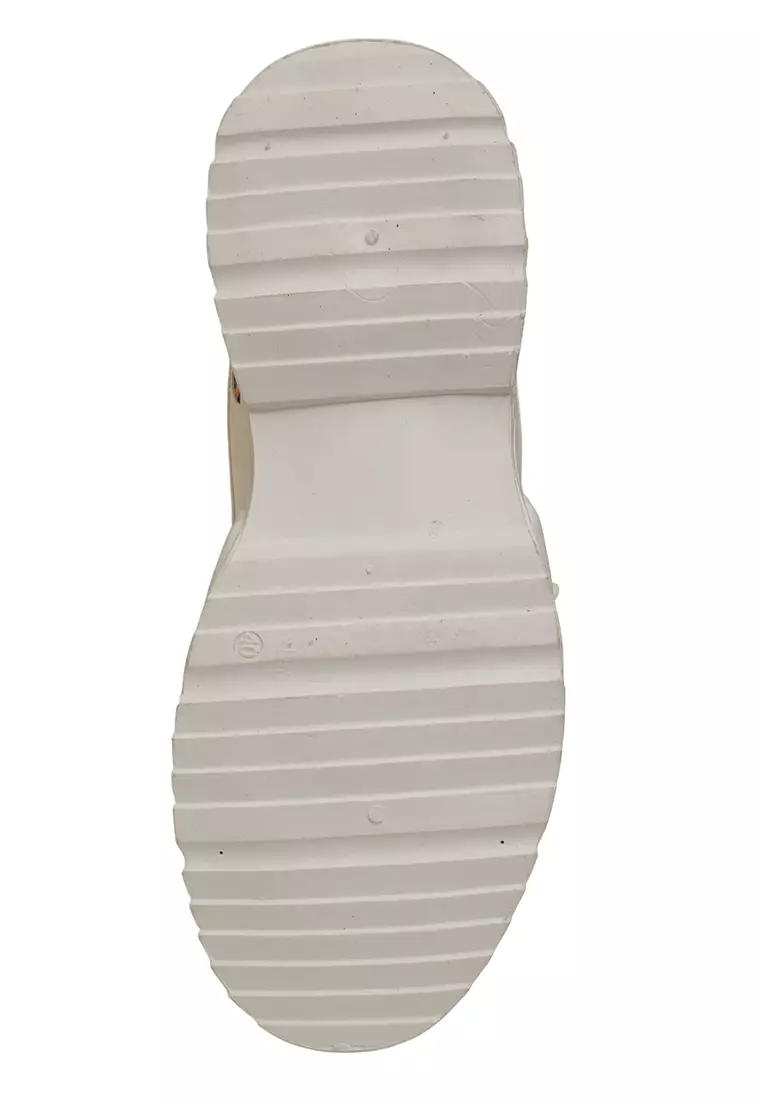 Anando Sepatu Sneakers Pria Stylish Design Casual Sporty Shoes Ringan Material Leather ORIGINAL - White Orange