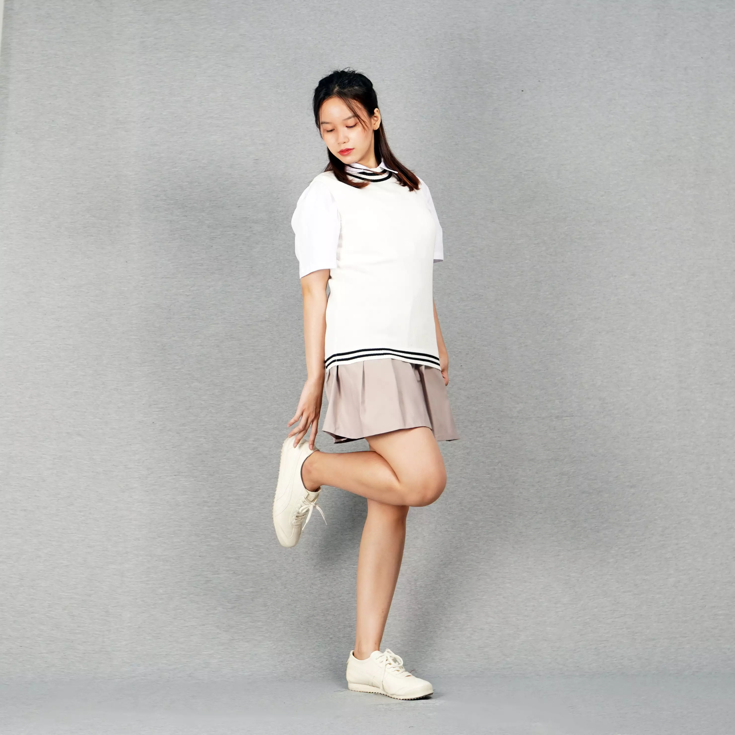 OLIVER Rompi Rajut Wanita Gaya Korea Rompi O Neck Knit Vest Korean Style - BW