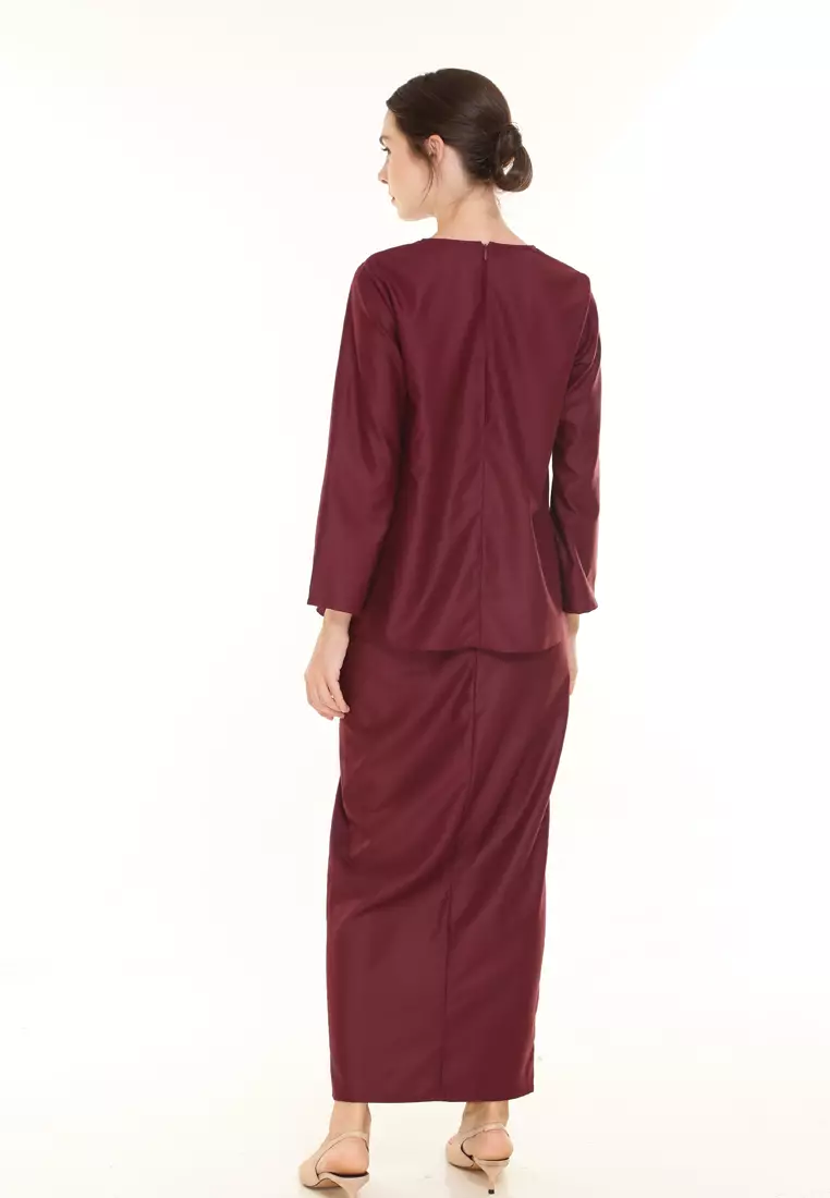 Kiera Kurung Kedah Modern in Burgundy