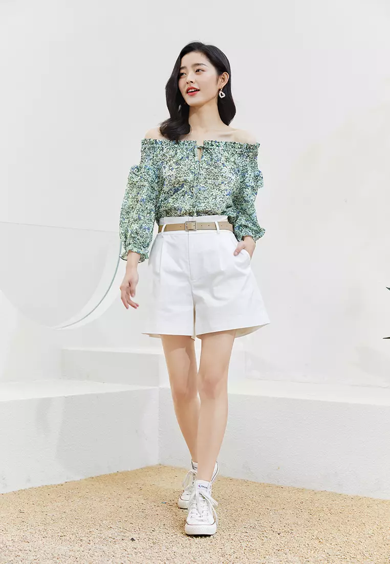 Elastic Round Neck and Sleeveless Floral Blouse