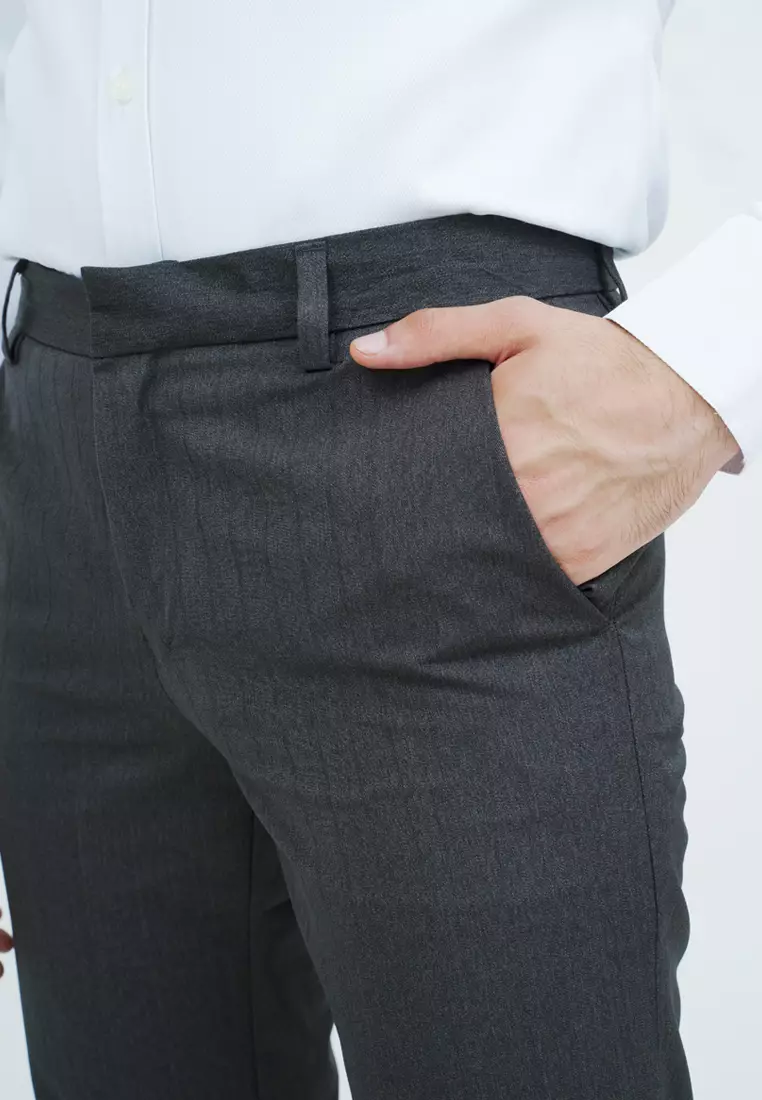 Celana panjang slim fit pria kerja formal garis halus hitam houseofcuff