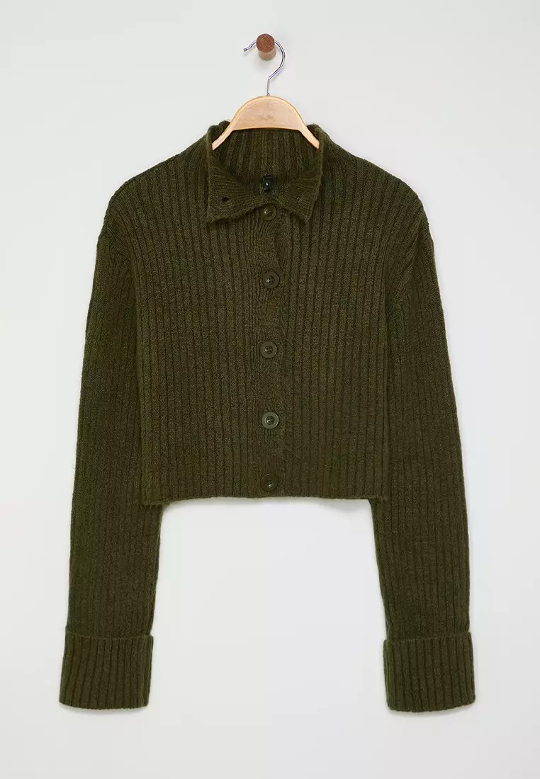Khaki Crop Soft Textured Stand Collar Knitwear Cardigan TWOAW22HI0174