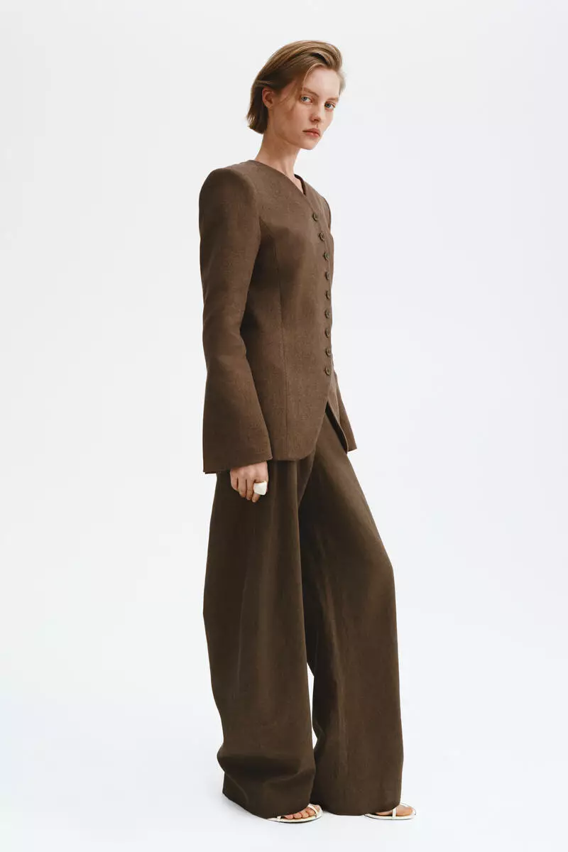 Tailored linen-blend blazer