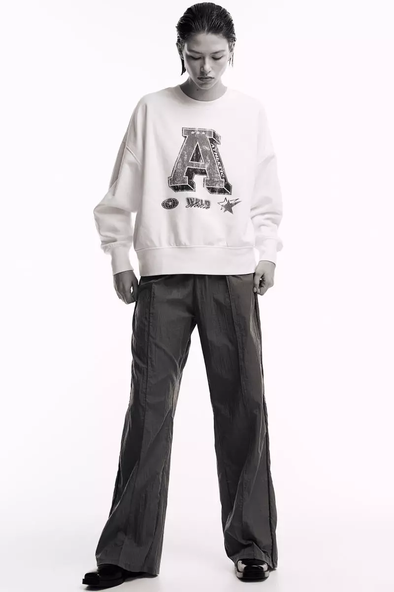 Oversized motif-detail sweatshirt