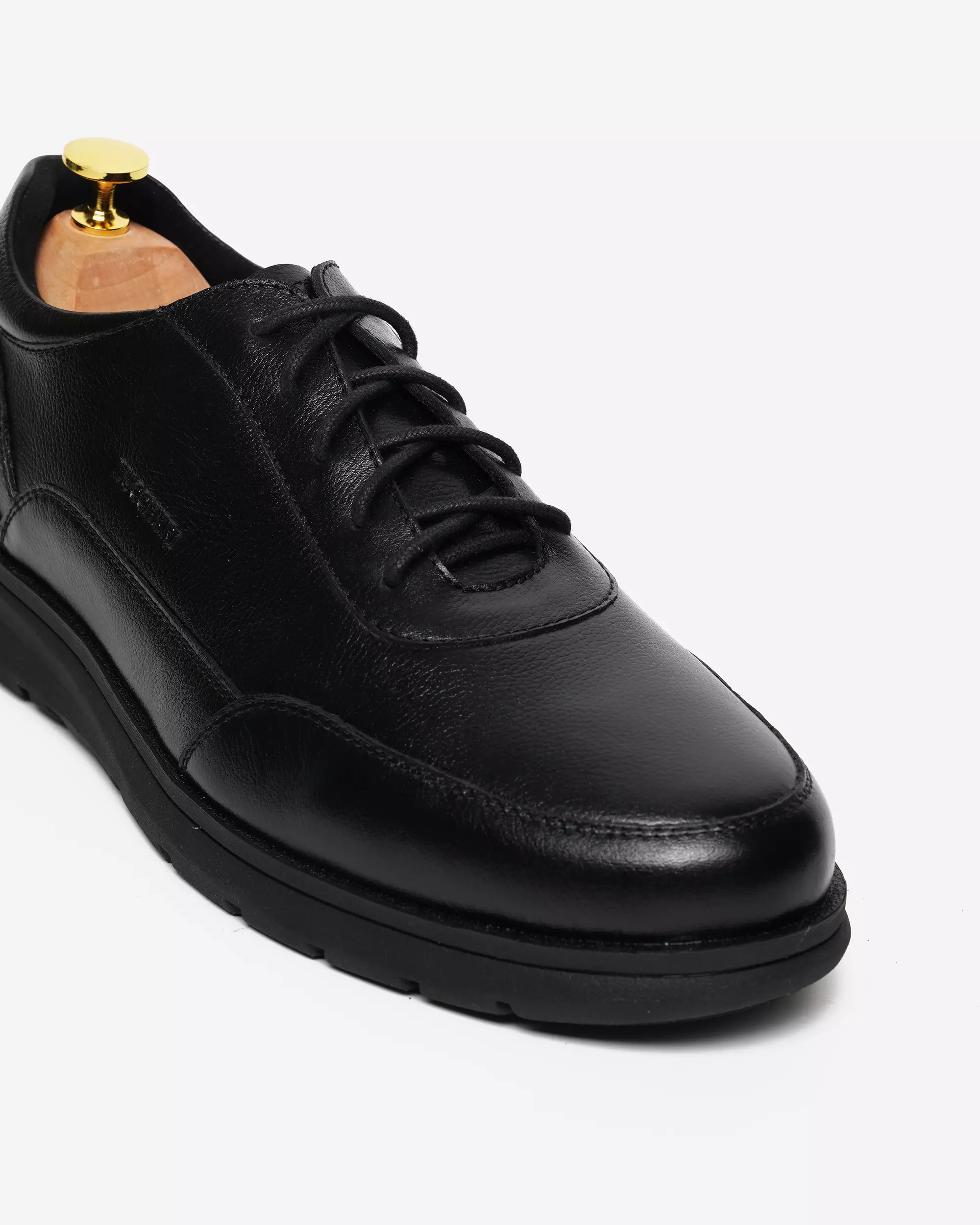 Buccheri Nelius Lace Ups Men Black