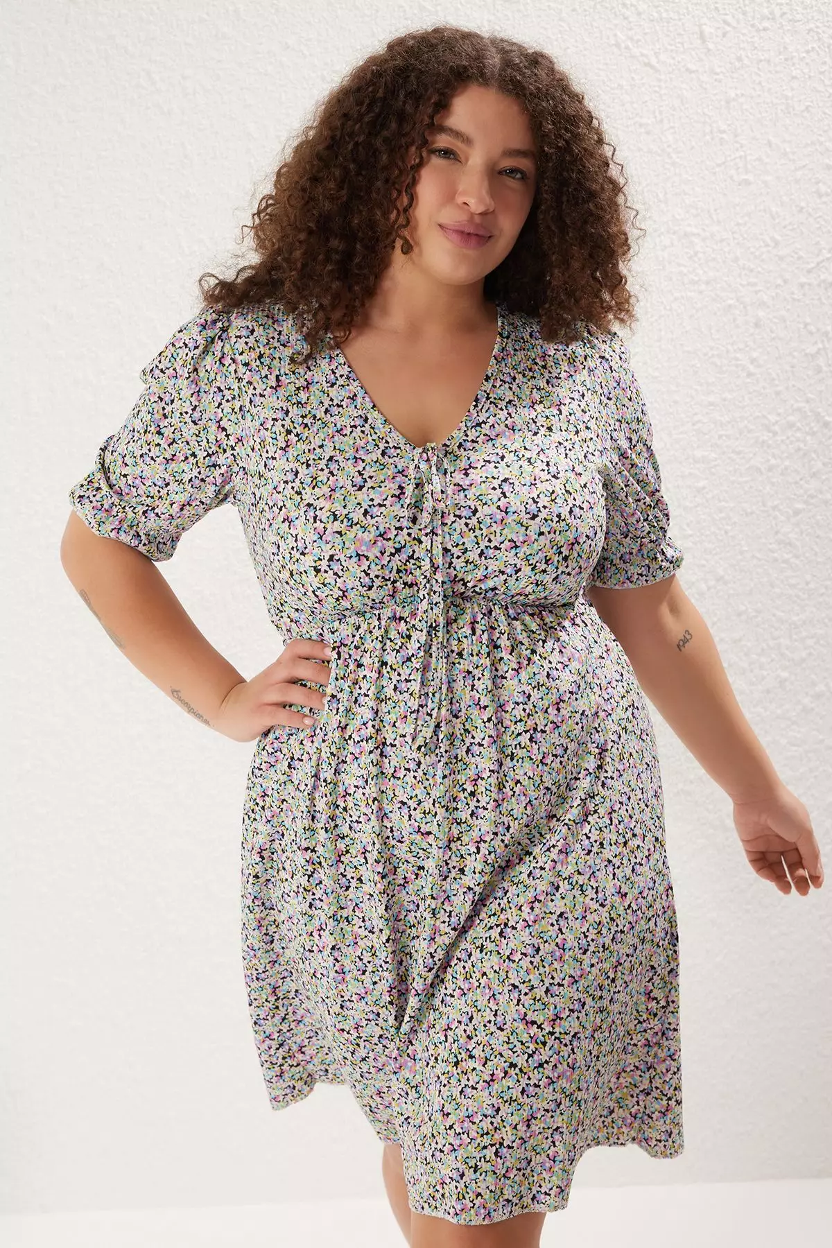 Plus Size Floral V-Neck Dress