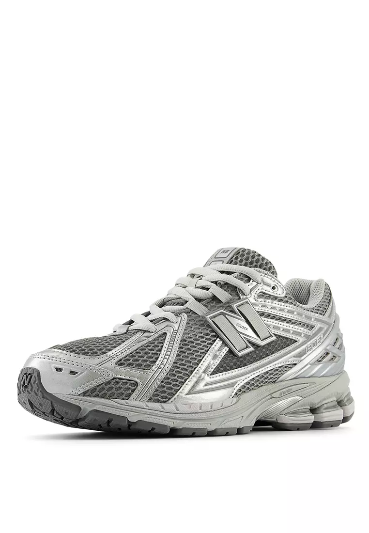 1906R Lifestyle Shoes