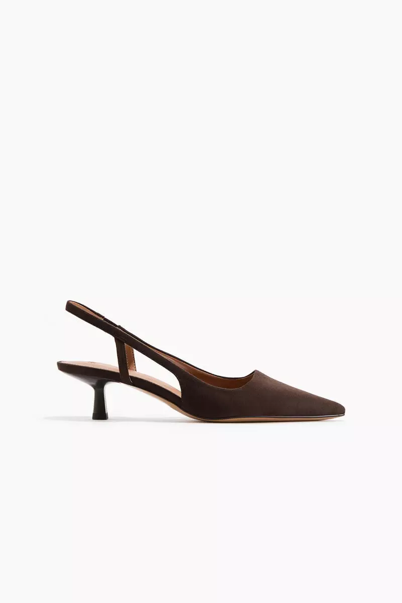 Kitten-heeled slingbacks