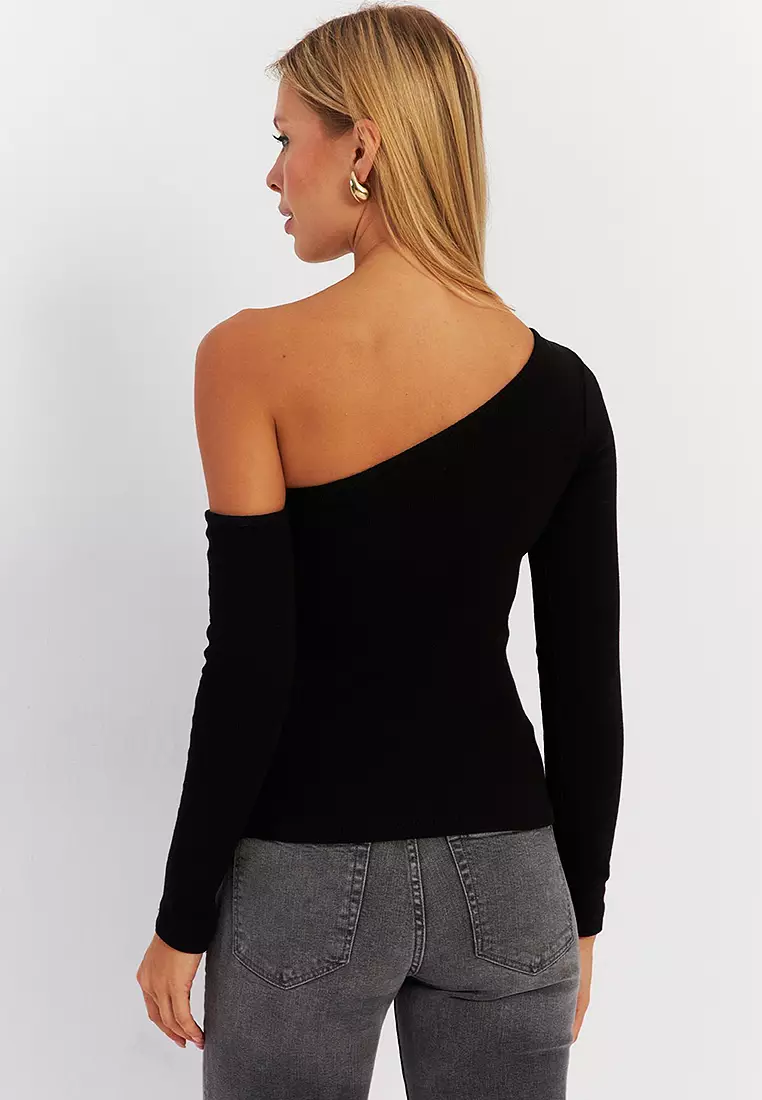Asymmetric Sleeve Camisole Blouse